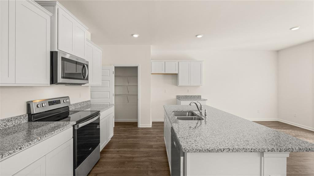 11959 Aukerman Way Hampton, GA 30228 - Photo 8 of 27