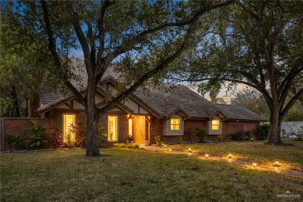 $469,000 | 700 South G Street, McAllen, TX 78501