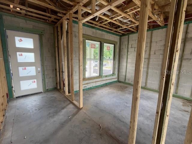 1505 Cole Road Orlando, FL 32803 - Photo 4 of 17 a view of entryway