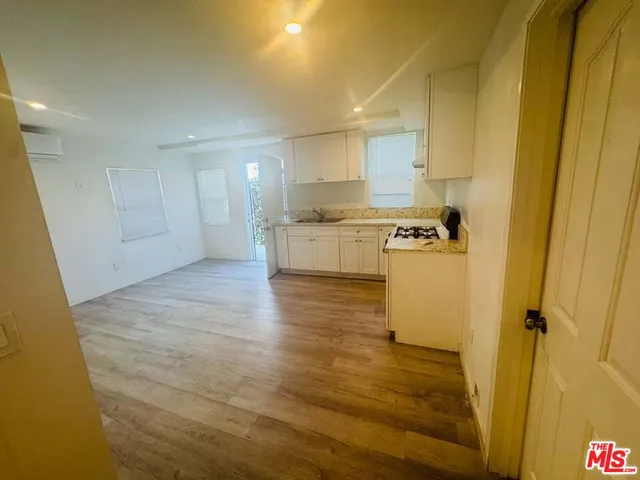 $3,500 | 231 East 85th Street, Unit 231, Los Angeles, CA 90003