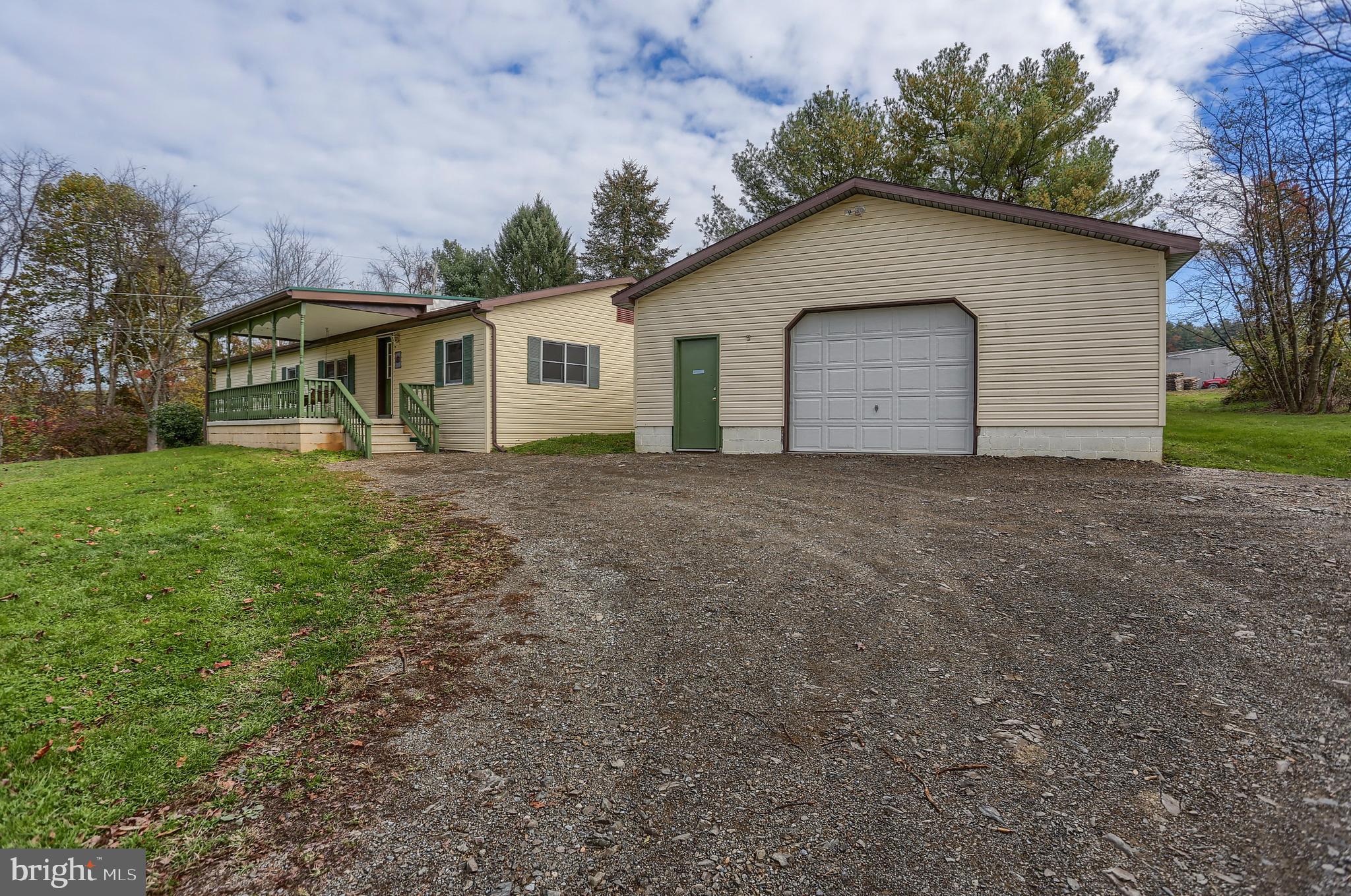 909 Torway Road Gardners, PA 17324 - Photo 2 of 35 Gallery Image 2