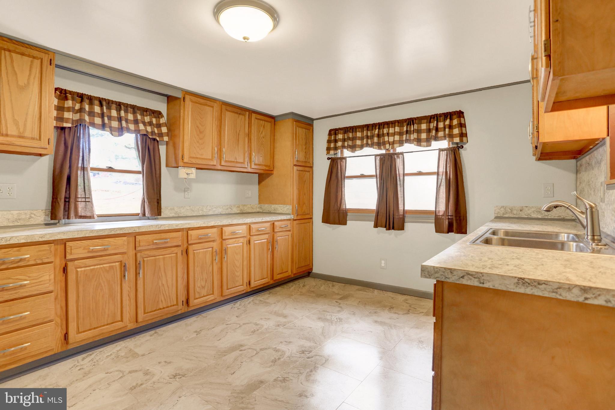 909 Torway Road Gardners, PA 17324 - Photo 12 of 35 Gallery Image 12