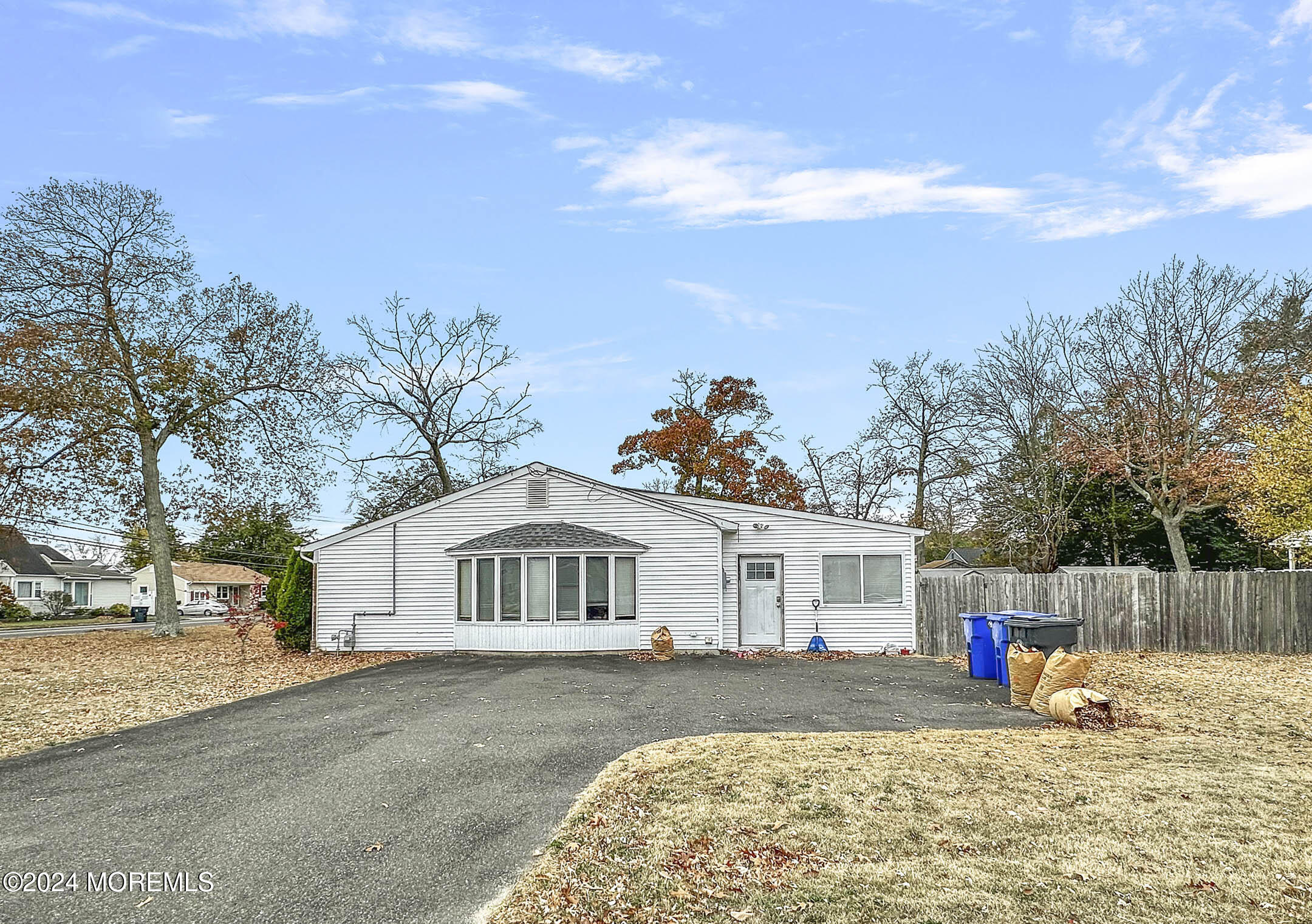 200 Silver Bay Road Toms River, NJ 08753 - Photo 4 of 6 Wide Driveway