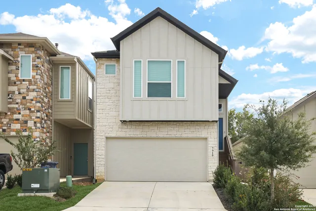 $2,300 | 7910 Needle Creek, San Antonio, TX 78249