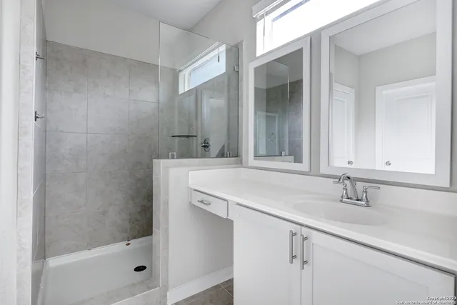 $2,300 | 7910 Needle Creek, San Antonio, TX 78249