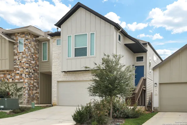 $2,300 | 7910 Needle Creek, San Antonio, TX 78249