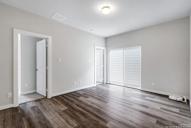 $2,300 | 7910 Needle Creek, San Antonio, TX 78249