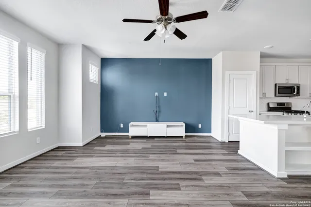 $2,300 | 7910 Needle Creek, San Antonio, TX 78249