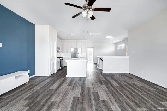 $2,300 | 7910 Needle Creek, San Antonio, TX 78249