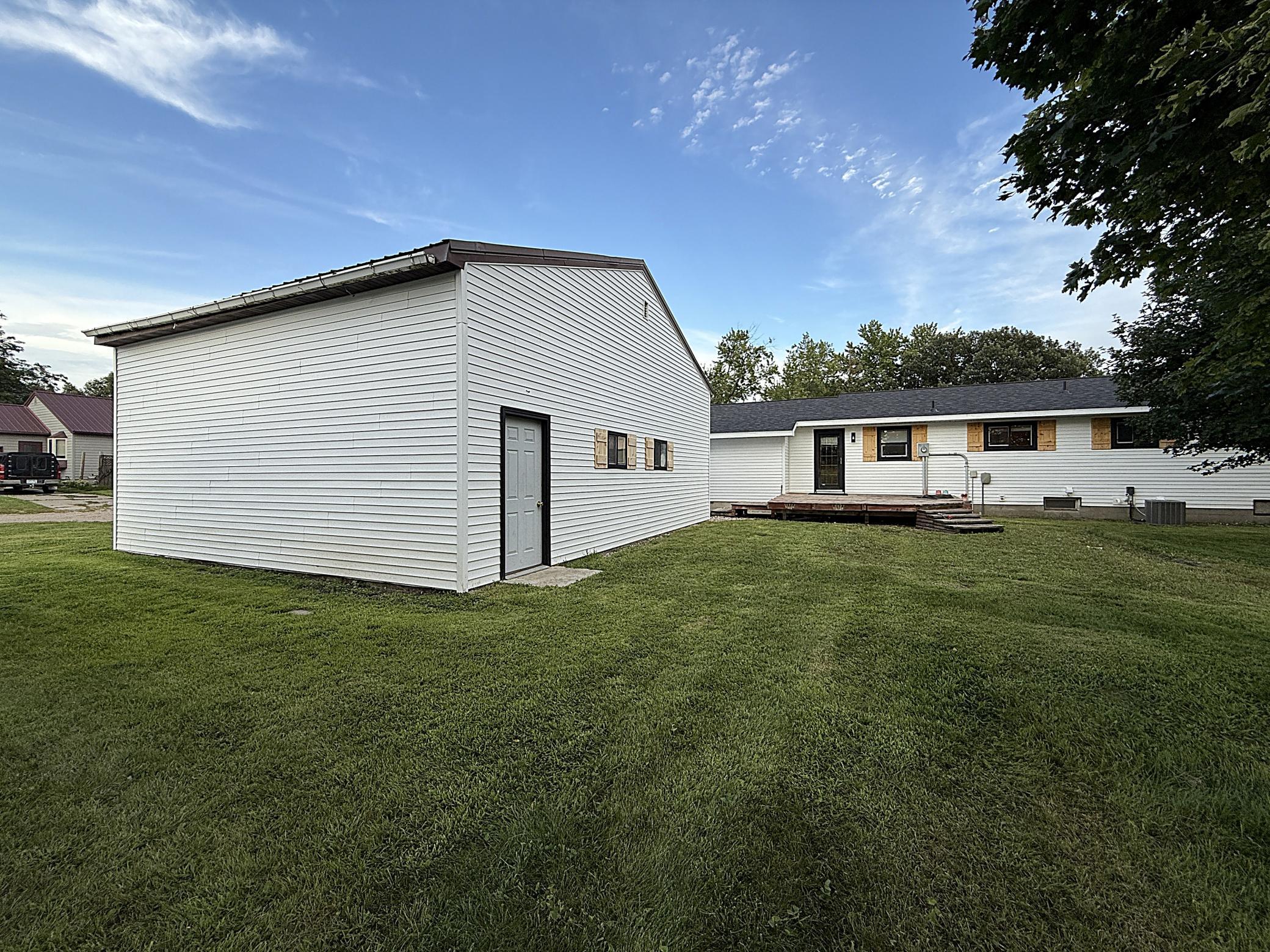 421 9th Avenue Madison, MN 56256 - Photo 7 of 65