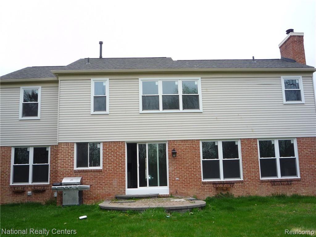 5800 Hathaway Road Canton, MI 48187 - Photo 26 of 27 P1050504.JPG