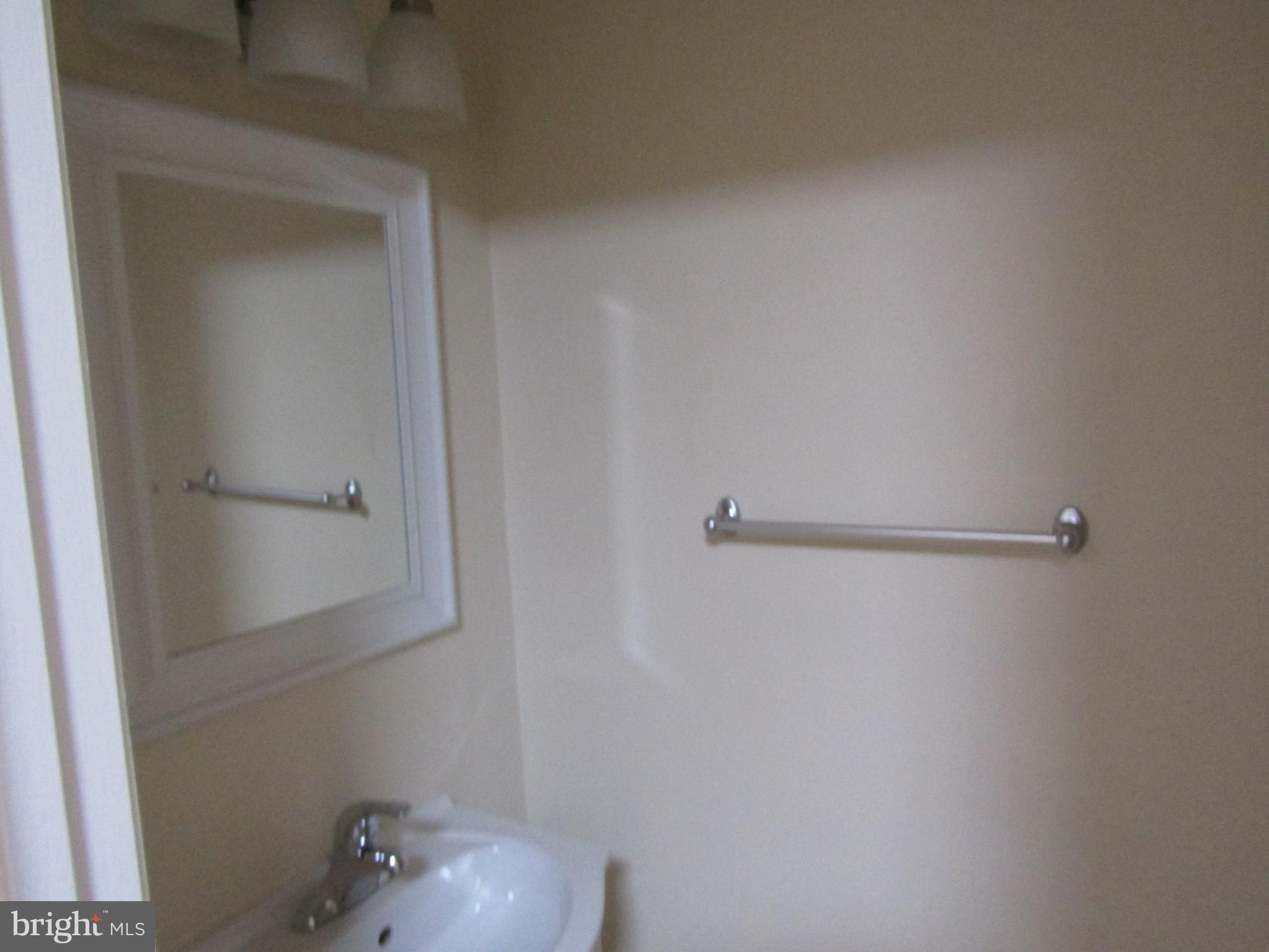 6013 Rabbit Hill Court Centreville, VA 20121 - Photo 13 of 54 Powder Room on Main Level