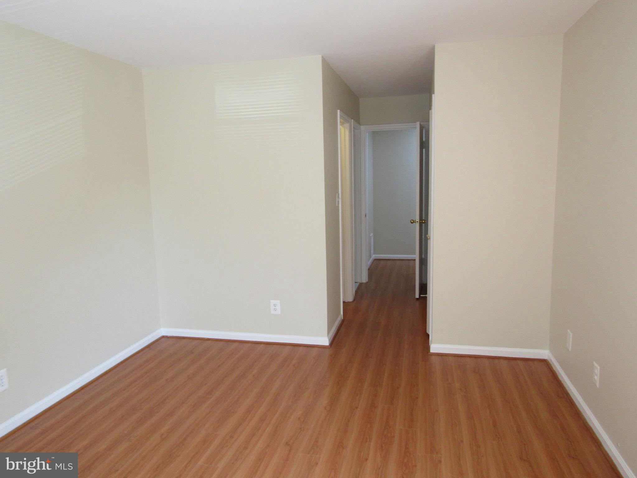 6013 Rabbit Hill Court Centreville, VA 20121 - Photo 33 of 54 Bed Room with Laminate floor