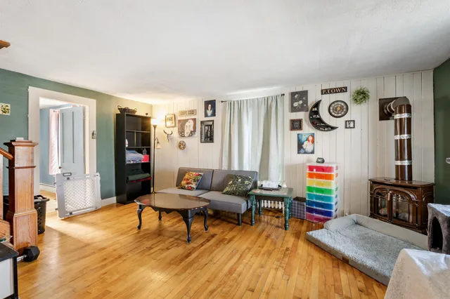 $230,000 | 162 Caswell Avenue, Derby, VT 05830