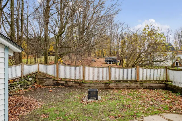 $230,000 | 162 Caswell Avenue, Derby, VT 05830