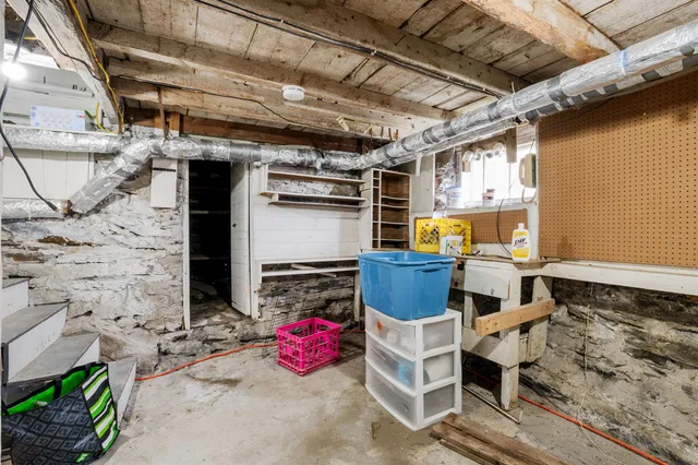 $230,000 | 162 Caswell Avenue, Derby, VT 05830