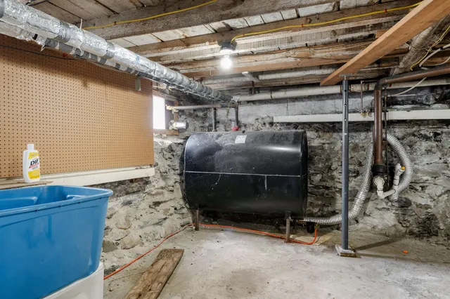 $230,000 | 162 Caswell Avenue, Derby, VT 05830