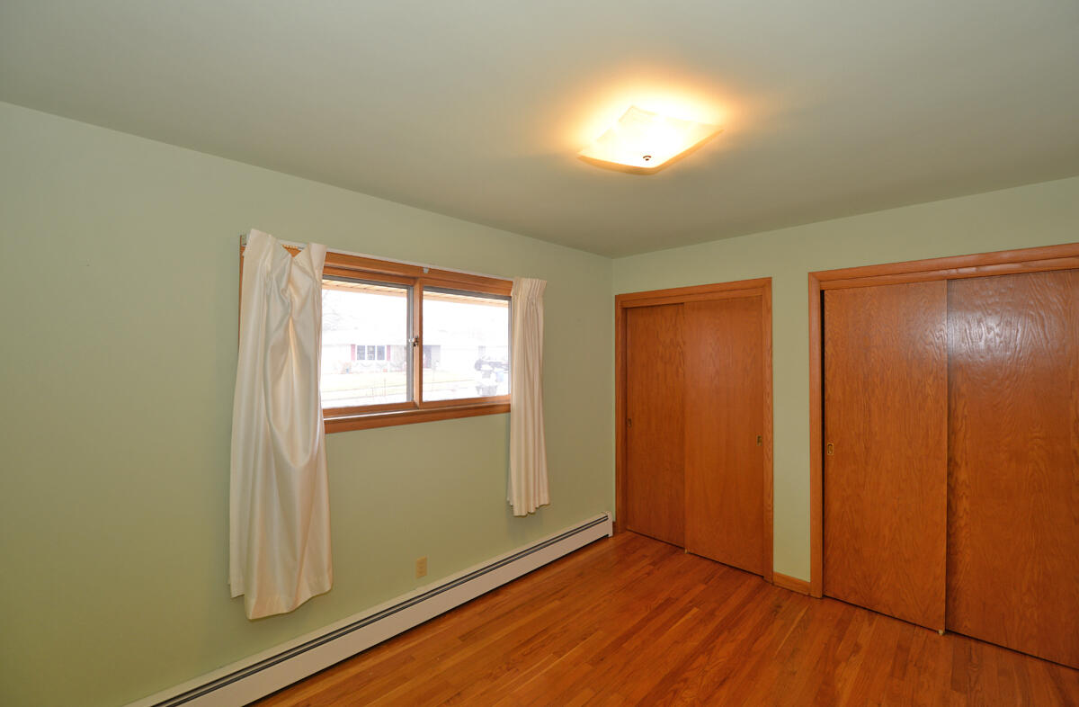 59 Virginia Street Racine, WI 53405 - Photo 13 of 29 114