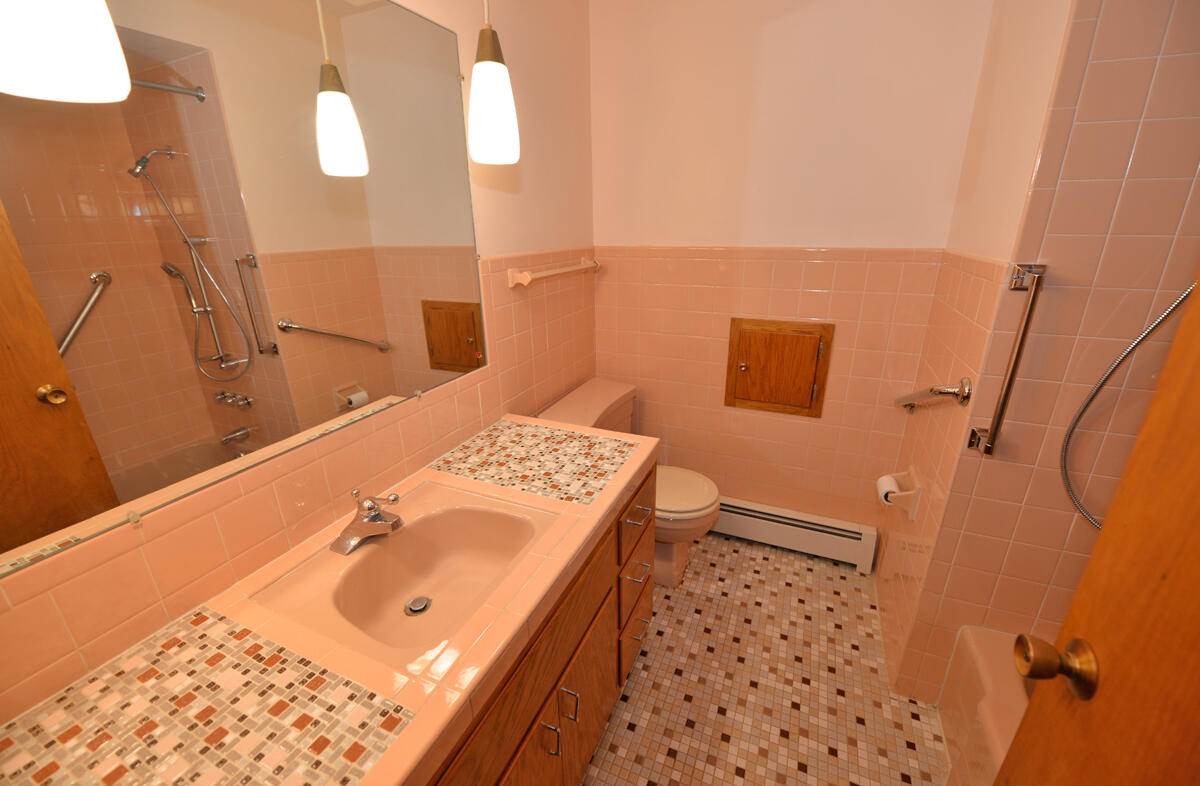 59 Virginia Street Racine, WI 53405 - Photo 18 of 29 120