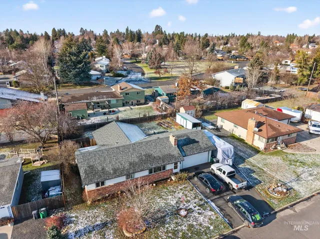 $405,000 | 915 Camas Street, Moscow, ID 83843