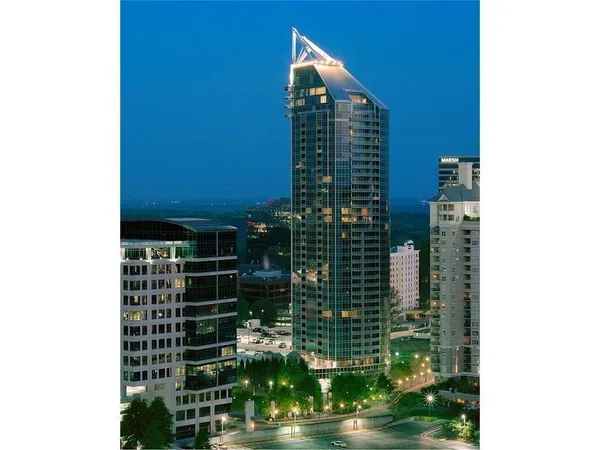 $3,400 | 3338 Peachtree Road Northeast, Unit 3205, Atlanta, GA 30326