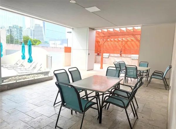 $3,400 | 3338 Peachtree Road Northeast, Unit 3205, Atlanta, GA 30326