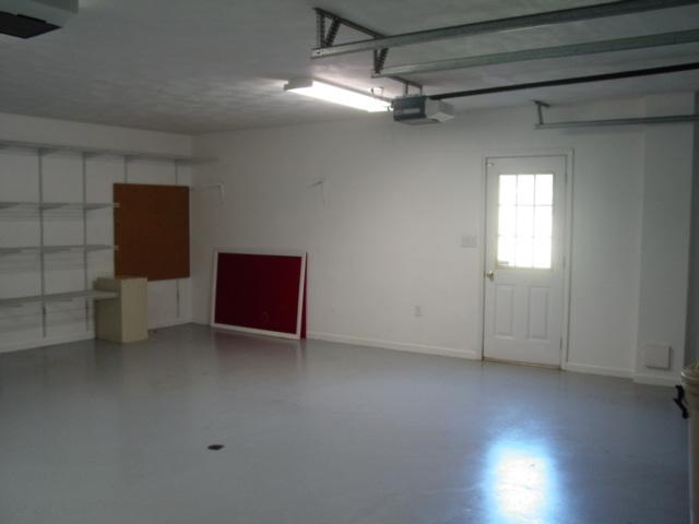 4661 Nemmo Road Vinton, VA 24179 - Photo 22 of 34 an empty room with windows