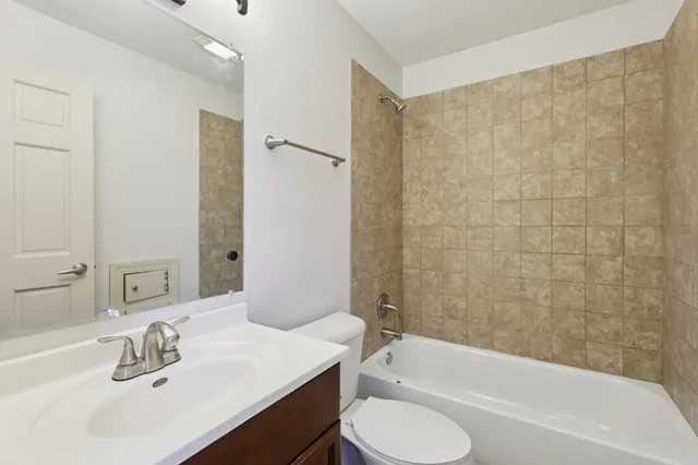 $479,900 | 1007 Eric Lane, Waunakee, WI 53597