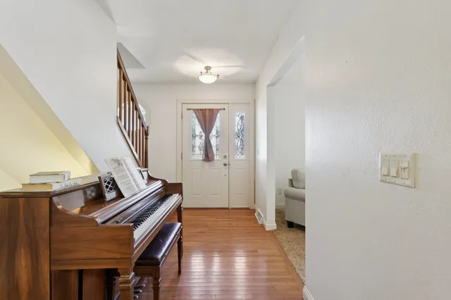 $479,900 | 1007 Eric Lane, Waunakee, WI 53597