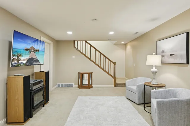 $479,900 | 1007 Eric Lane, Waunakee, WI 53597