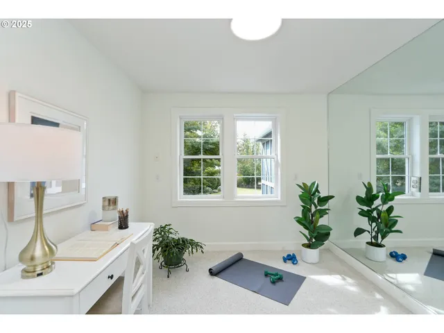 $1,495,000 | 36313 Blueberry Drive, Lebanon, OR 97355