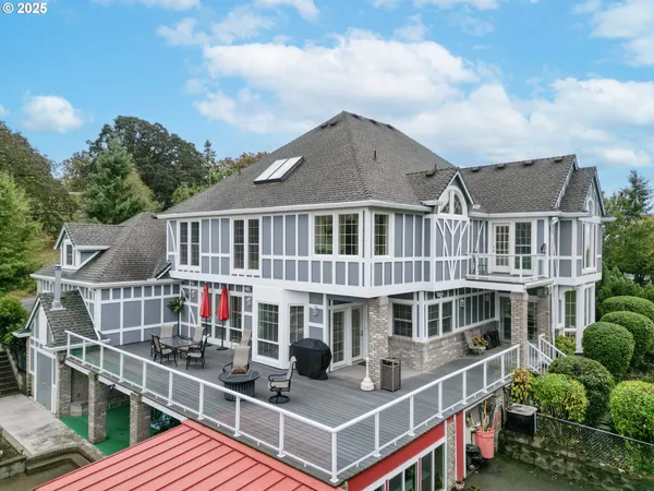 $1,490,000 | 36313 Blueberry Drive, Lebanon, OR 97355