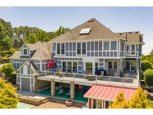 $1,495,000 | 36313 Blueberry Drive, Lebanon, OR 97355