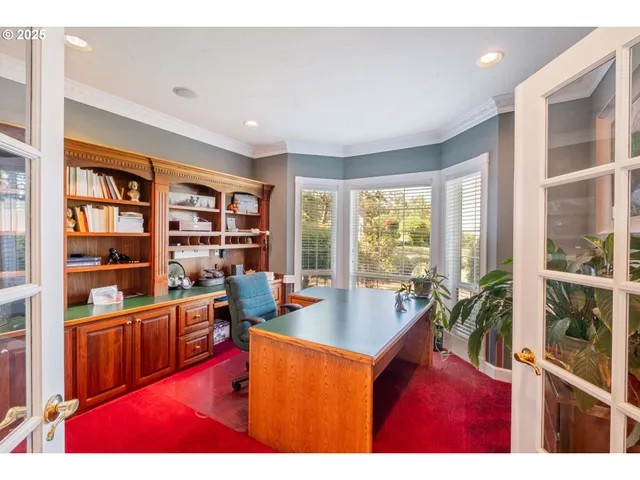 $1,495,000 | 36313 Blueberry Drive, Lebanon, OR 97355