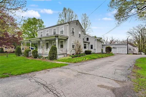 $495,000 | 7098 North State Road, Hamburg, NY 14075