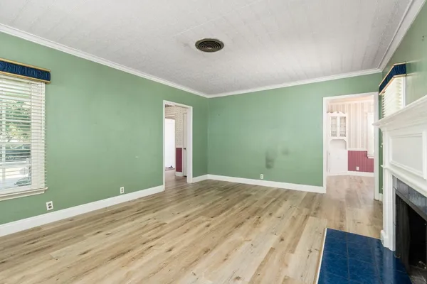 $399,900 | 1633 North Thorne Avenue, Fresno, CA 93704