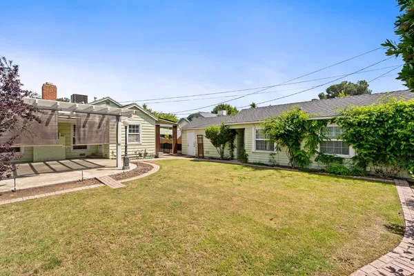 $399,900 | 1633 North Thorne Avenue, Fresno, CA 93704