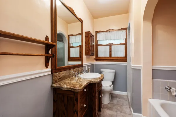 $399,900 | 1633 North Thorne Avenue, Fresno, CA 93704