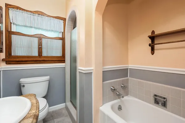 $399,900 | 1633 North Thorne Avenue, Fresno, CA 93704