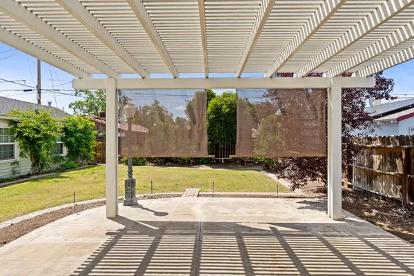 $399,900 | 1633 North Thorne Avenue, Fresno, CA 93704