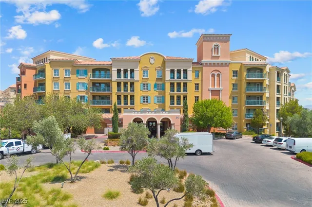 $220,000 | 30 Strada Di Villaggio, Unit 143, Henderson, NV 89011