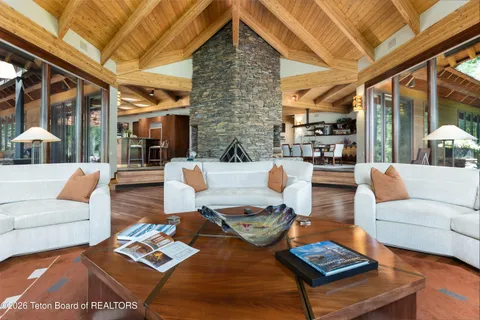 $17,500,000 | 3125 Tucker Ranch Road, Wilson, WY 83014
