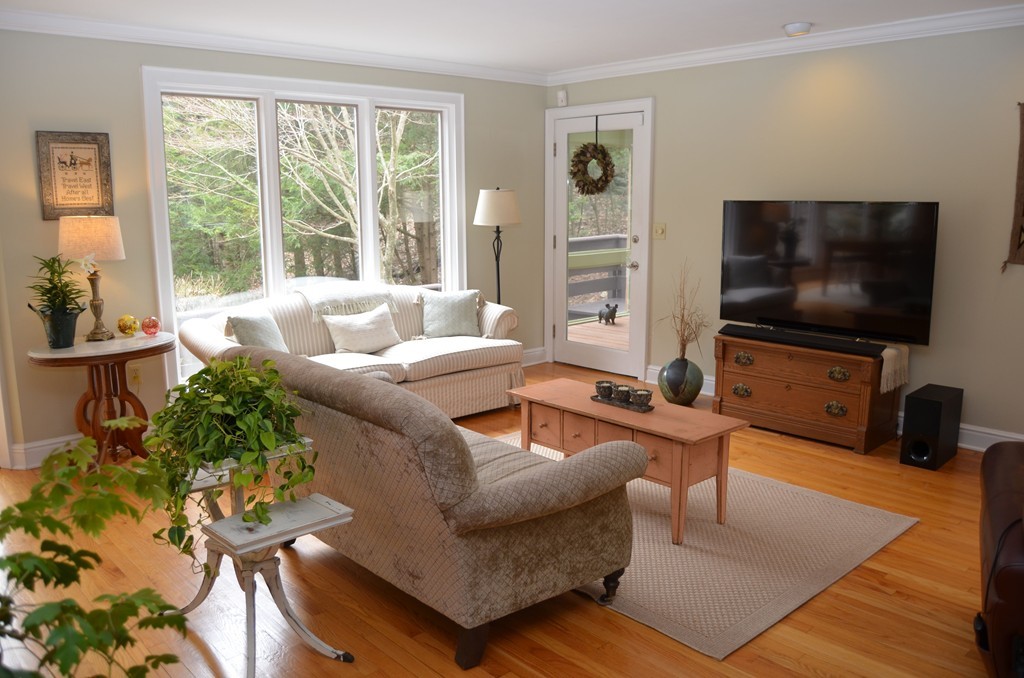 31 Juggler Meadow Road Leverett, MA 01054 - Photo 2 of 30