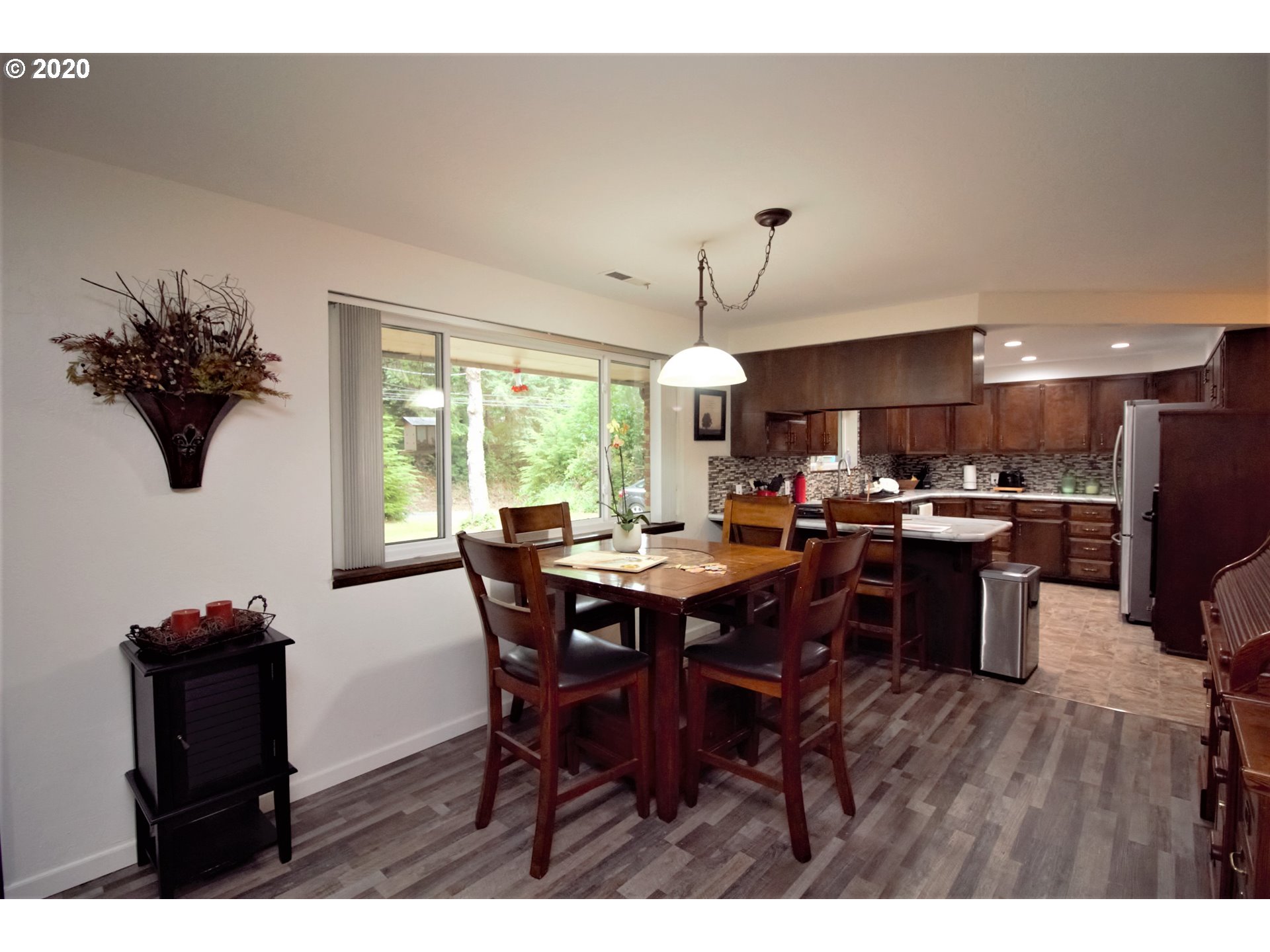 63091 Crown Point Road Coos Bay, OR 97420 - Photo 5 of 24