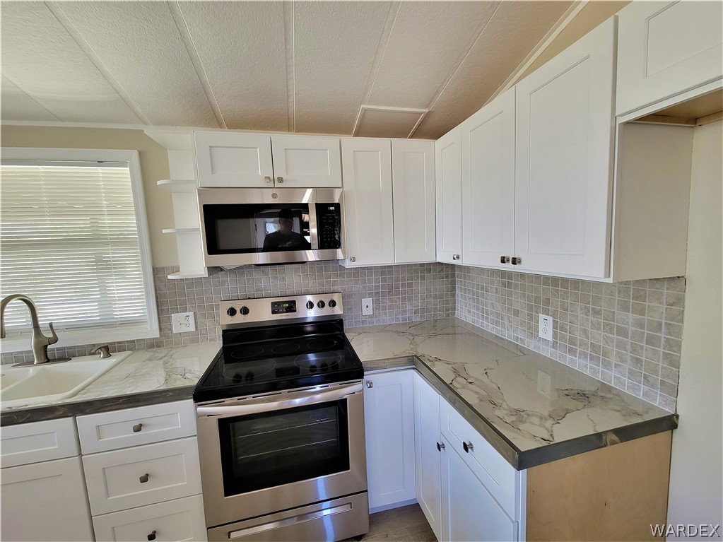 3185 Kayenta Road Golden Valley, AZ 86413 - Photo 13 of 33