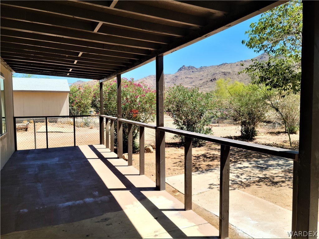 3185 Kayenta Road Golden Valley, AZ 86413 - Photo 3 of 33