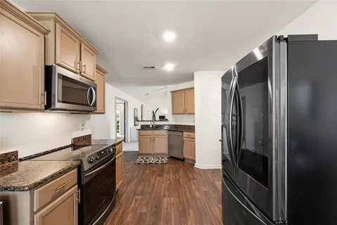 $275,000 | 2417 Nautica Terrace, Texas City, TX 77568