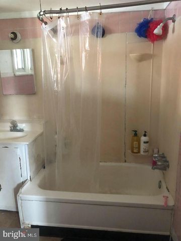 $315,000 | 3321 Wellington Street, Philadelphia, PA 19149