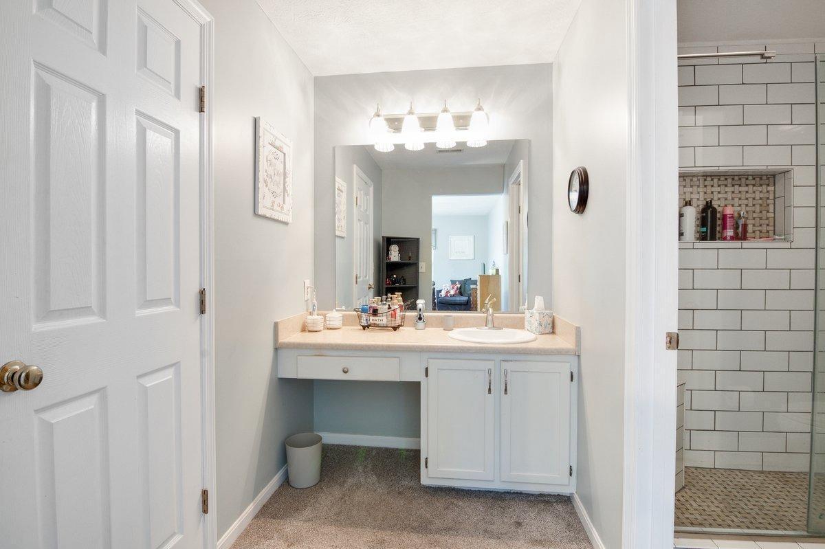 3687 Galbraith Road, Unit 40 Cincinnati, OH 45247 - Photo 14 of 24