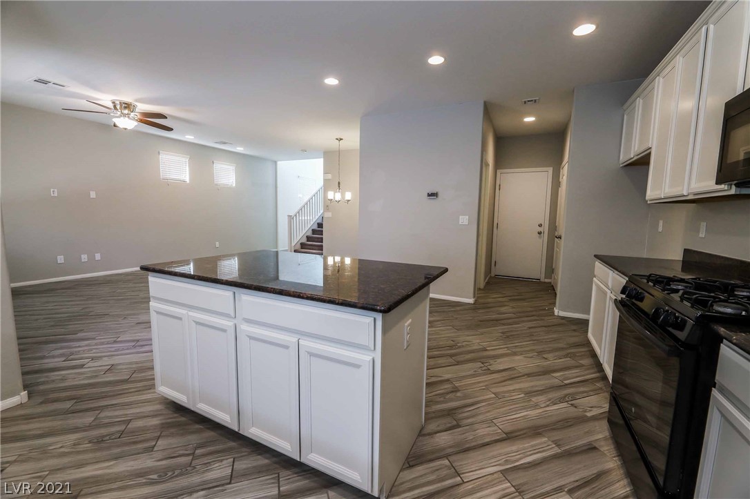 860 Earth Luster Road Las Vegas, NV 89178 - Photo 10 of 42 Gallery Image 10
